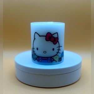 Hello kitty candle